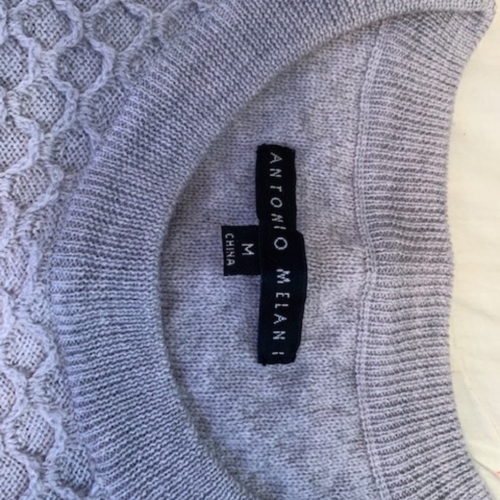 Antonio Melani Short sleeve  sweater - size M - Picture 3 of 3